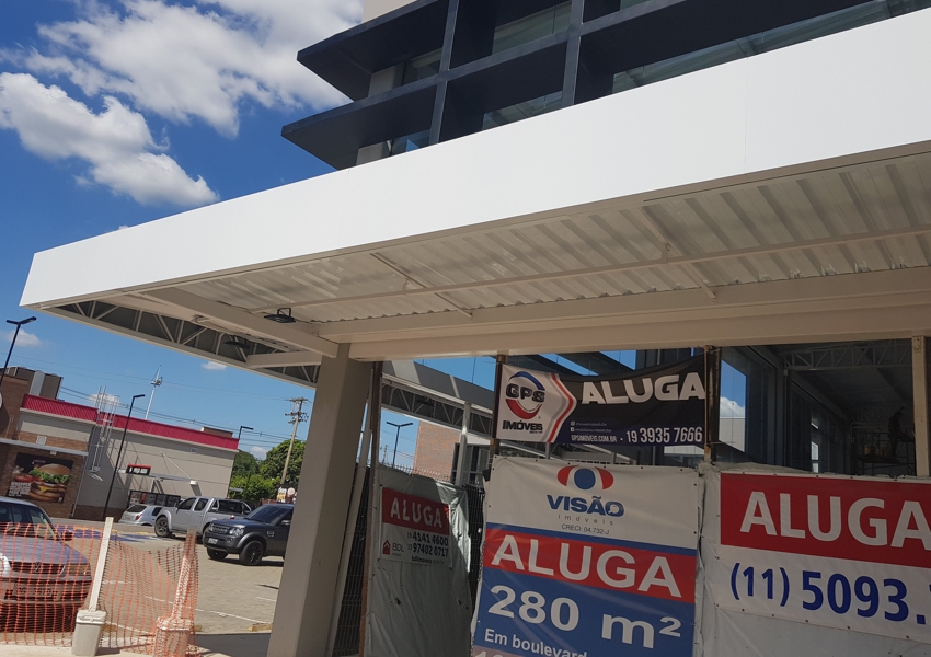 Fachada Comercial - Takata 12