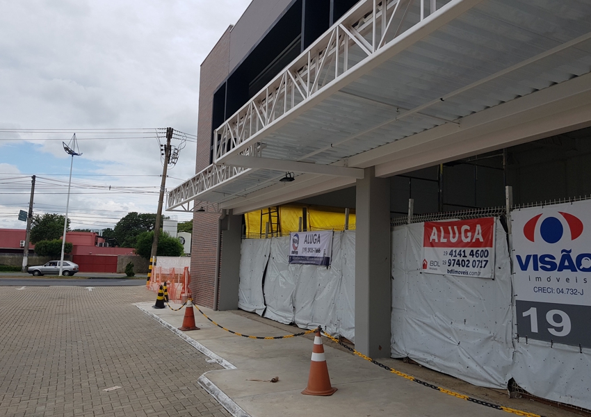 Fachada Comercial - Takata 7