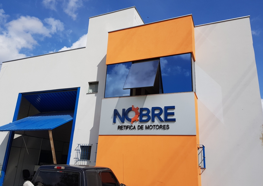 Fachada Comercial - Motores 5