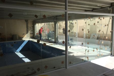 Fachada Comercial - Adv 16