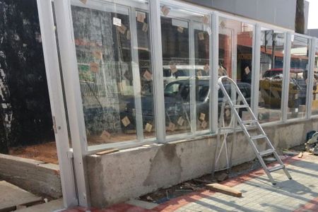 Fachada Comercial - Adv 20