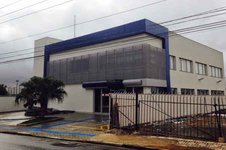 Fachada Comercial - Alucompostoacmbb 12