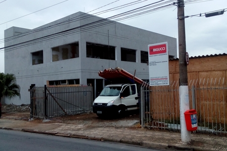 Fachada Comercial - Alucompostoacmbb 4