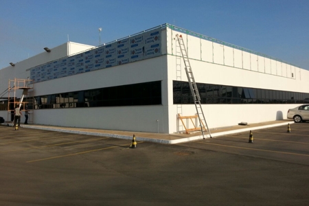 Fachada Comercial - Esquadriasacmguhring 3