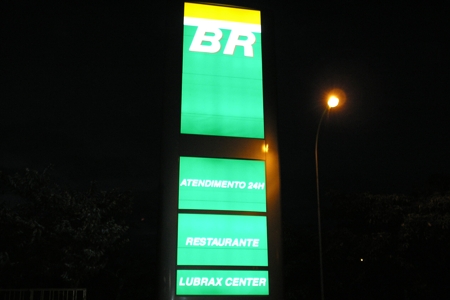 Fachada Comercial - Esquadriasacmposto 5