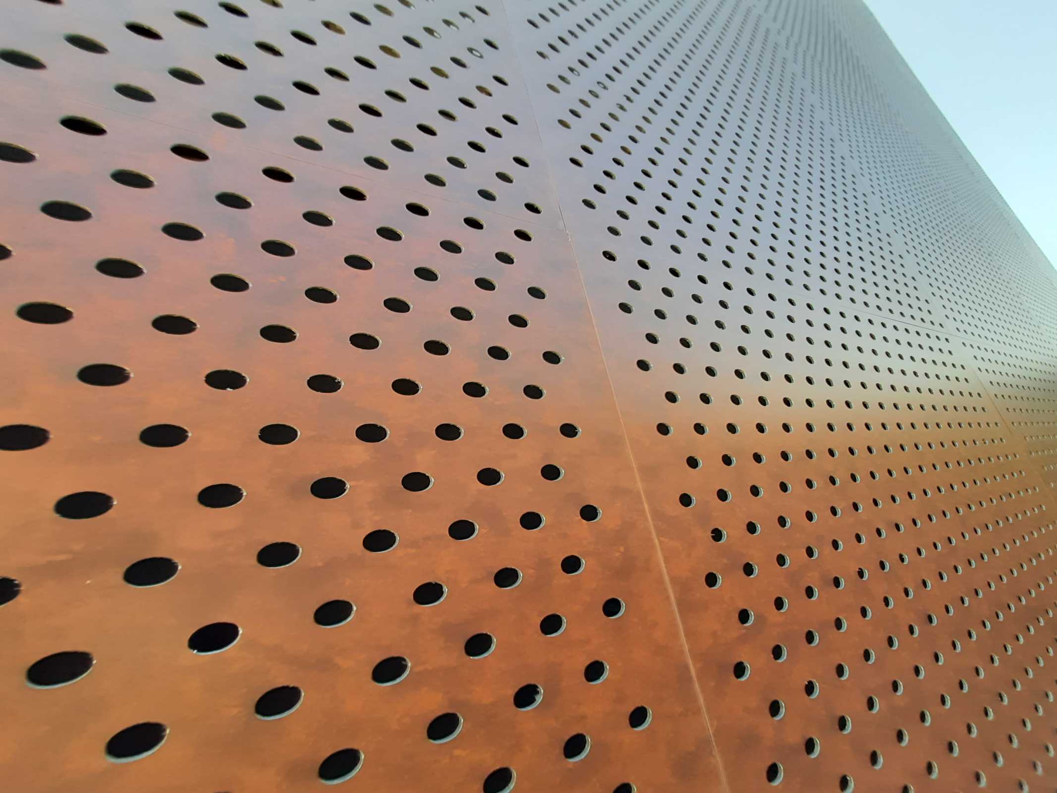 Fachada Comercial - Aco Cortempiedade 14