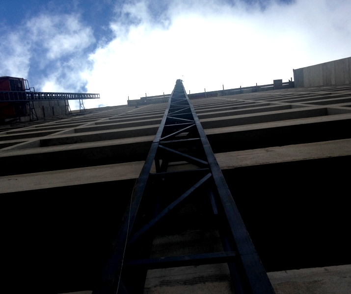 Fachada Predial - Empena 24