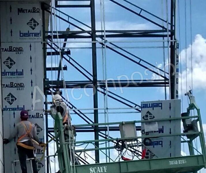 Fachada Predial - Empena 27